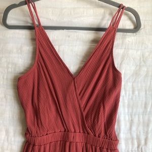 Dusty rose dress, perfect for wedding season!